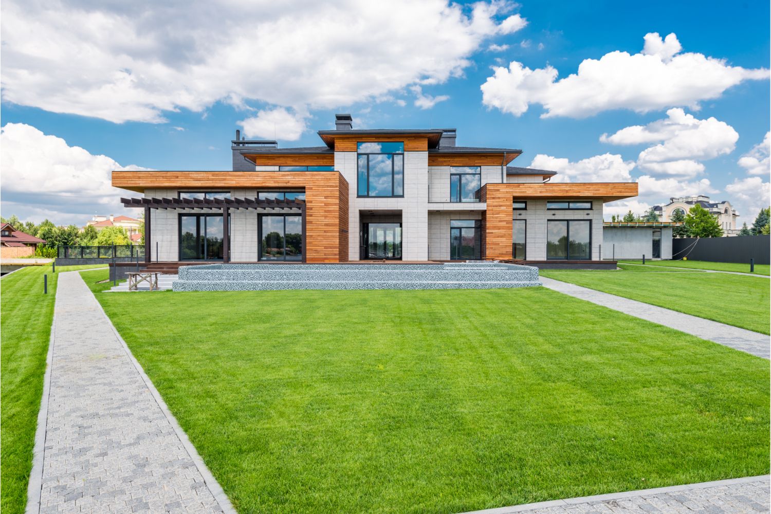 how long does lawn fertilizer take to work
